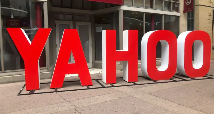 red Yahoo signage on street