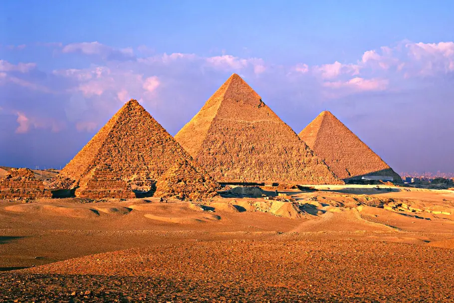 Warum wurden Pyramiden gebaut? Eine Reise in die Welt der ägyptischen Grabstätten